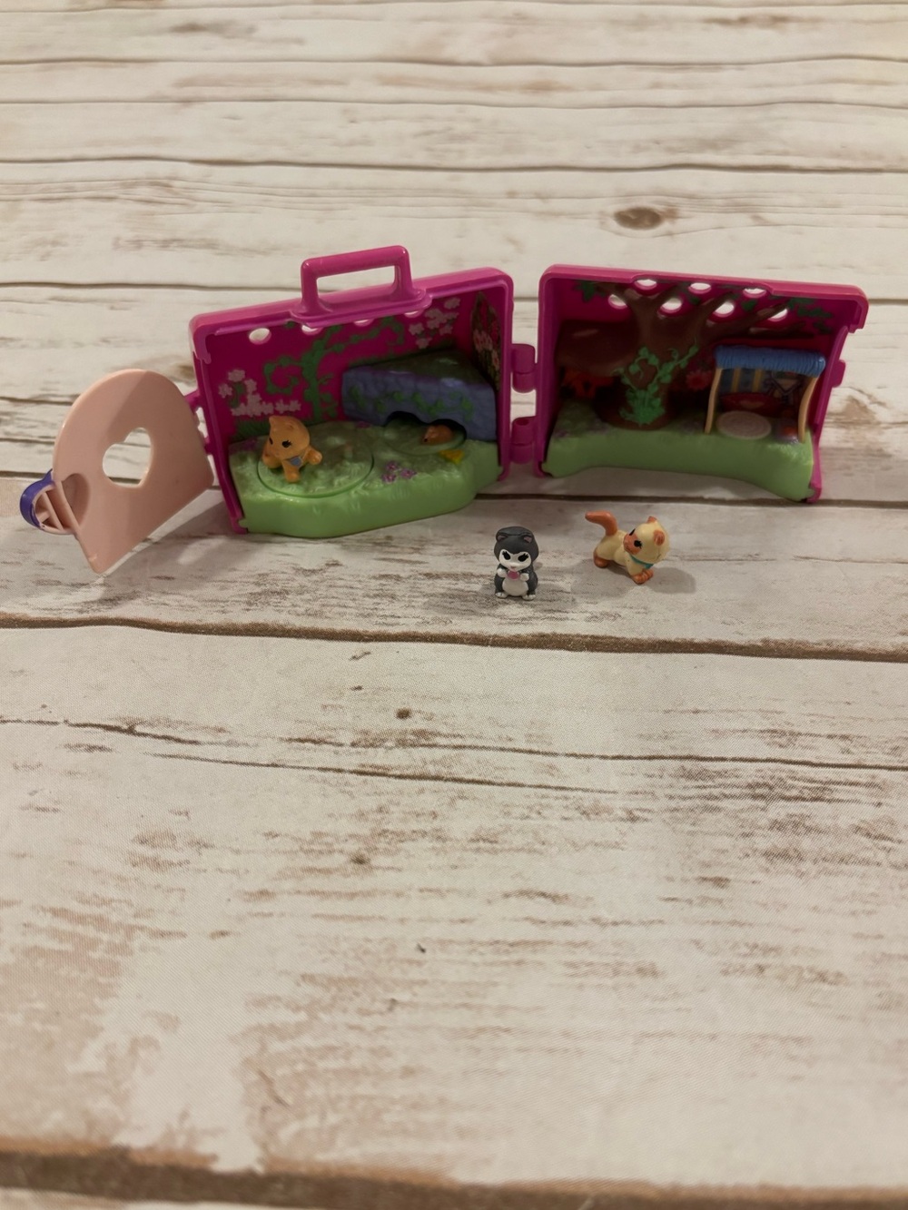 Vintage 1995 Kenner Littlest Pet Shop Perky Playful Kitty Cats Mini